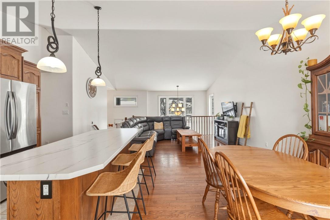 1493 Jeanne D'arc Street, Hanmer, Ontario  P3P 0A2 - Photo 10 - 2127011