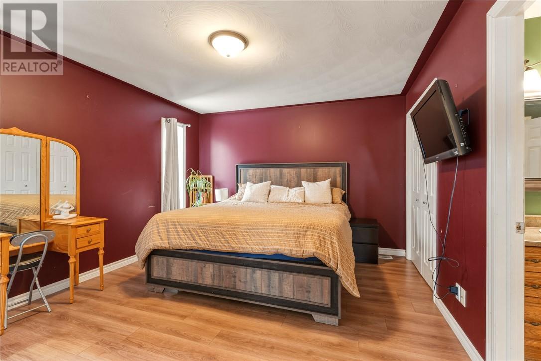 1493 Jeanne D'arc Street, Hanmer, Ontario  P3P 0A2 - Photo 12 - 2127011