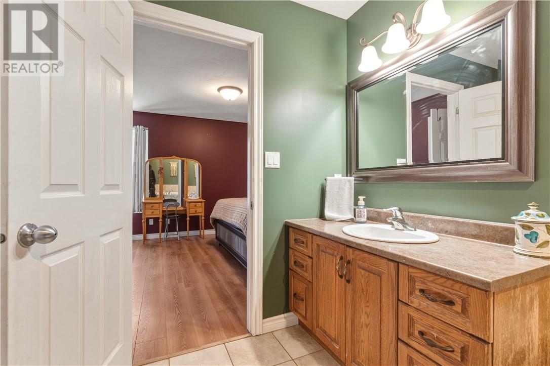 1493 Jeanne D'arc Street, Hanmer, Ontario  P3P 0A2 - Photo 14 - 2127011