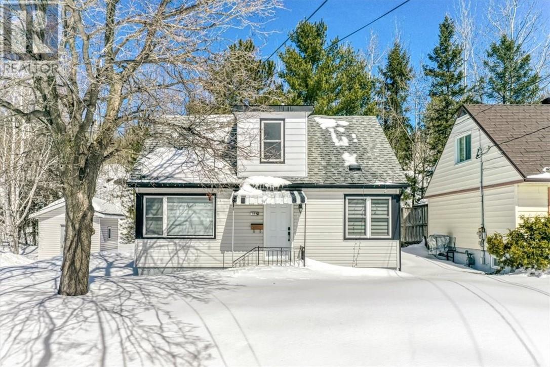 504 Victoria Street, Sudbury, Ontario  P3C 1K9 - Photo 1 - 2127005