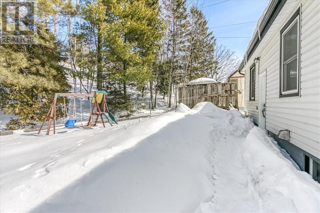 504 Victoria Street, Sudbury, Ontario  P3C 1K9 - Photo 4 - 2127005