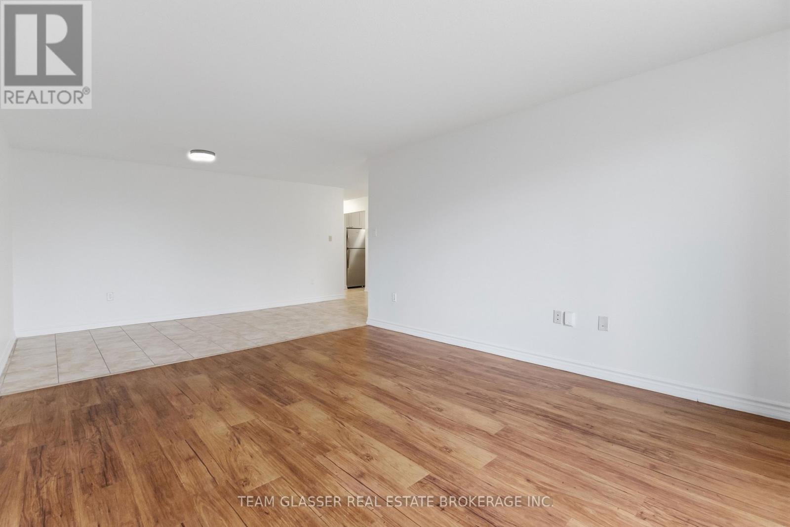 401 - 746 Fanshawe Park Road, London North, Ontario  N5X 2M5 - Photo 17 - X12963980