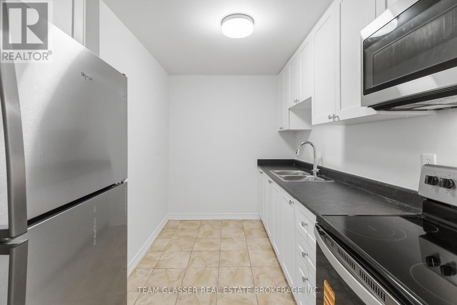 401 - 746 Fanshawe Park Road, London North, Ontario  N5X 2M5 - Photo 18 - X12963980