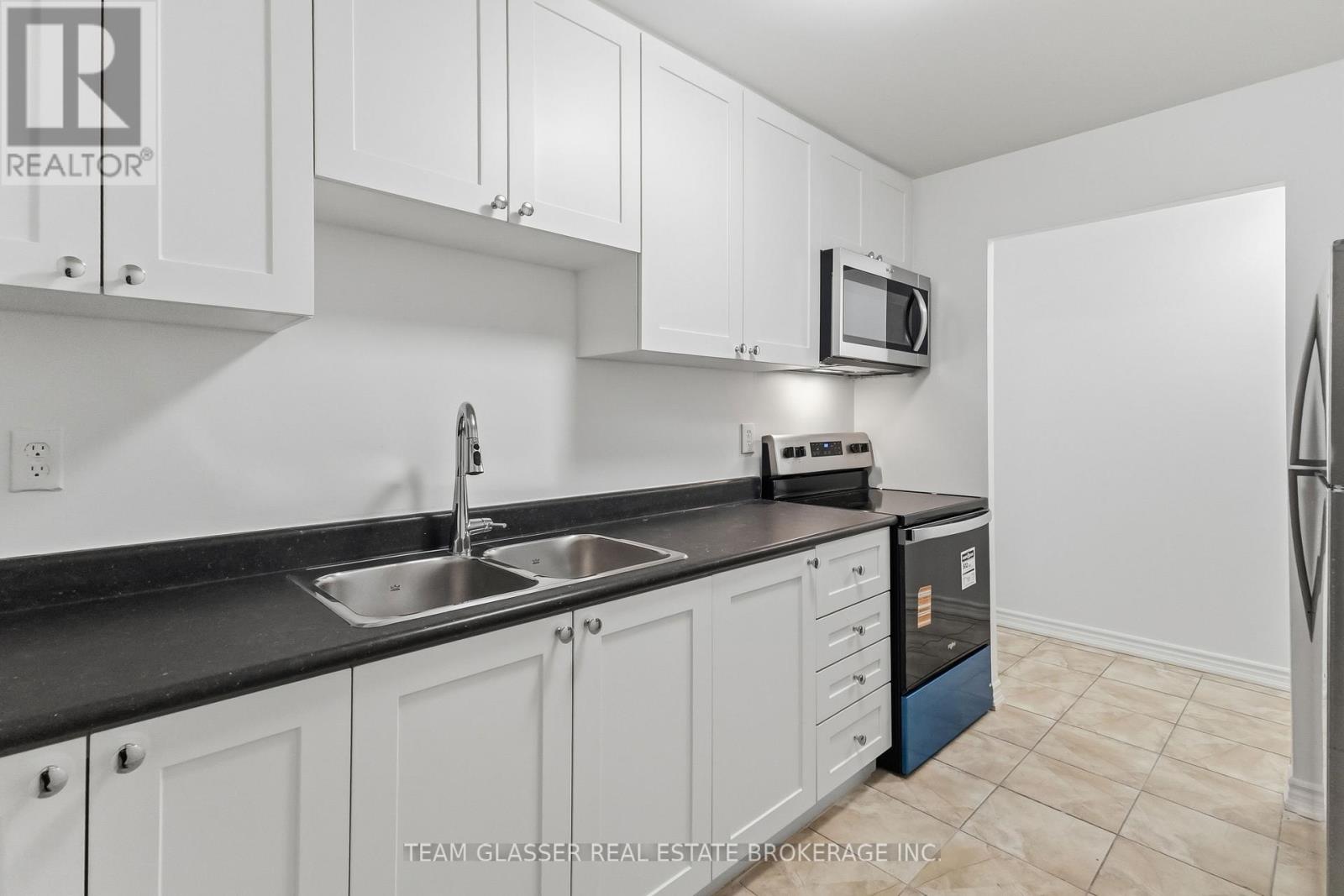 401 - 746 Fanshawe Park Road, London North, Ontario  N5X 2M5 - Photo 20 - X12963980