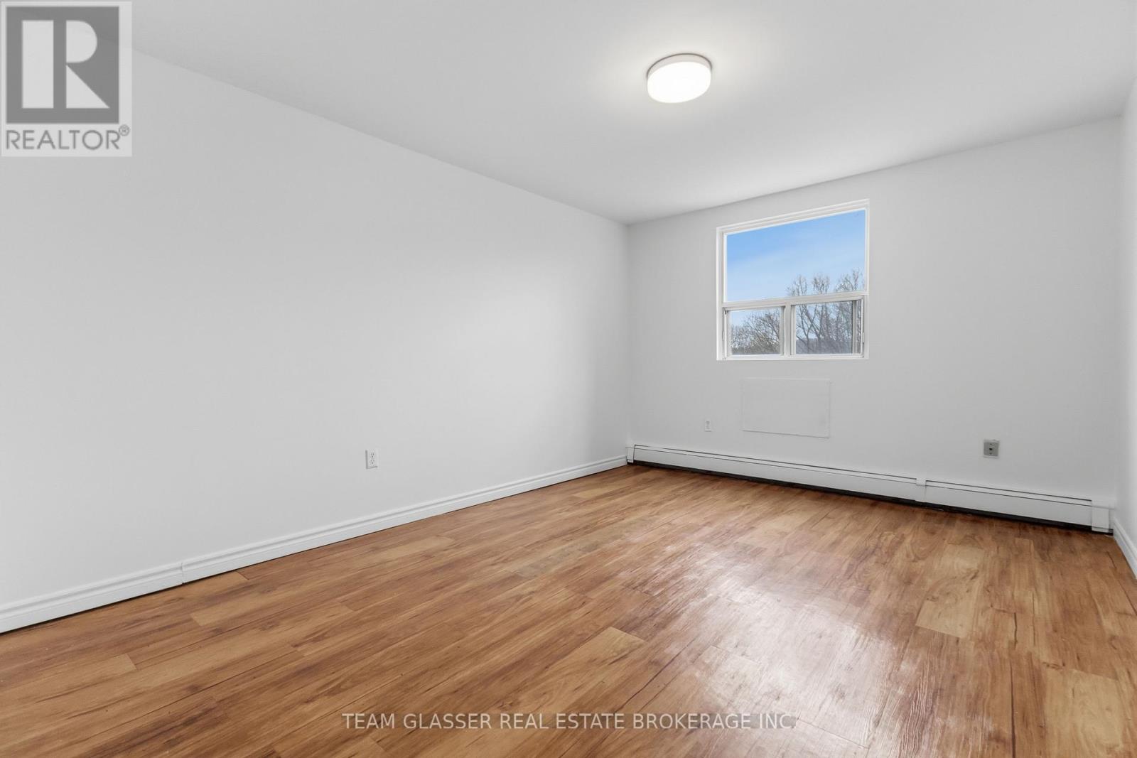 401 - 746 Fanshawe Park Road, London North, Ontario  N5X 2M5 - Photo 23 - X12963980