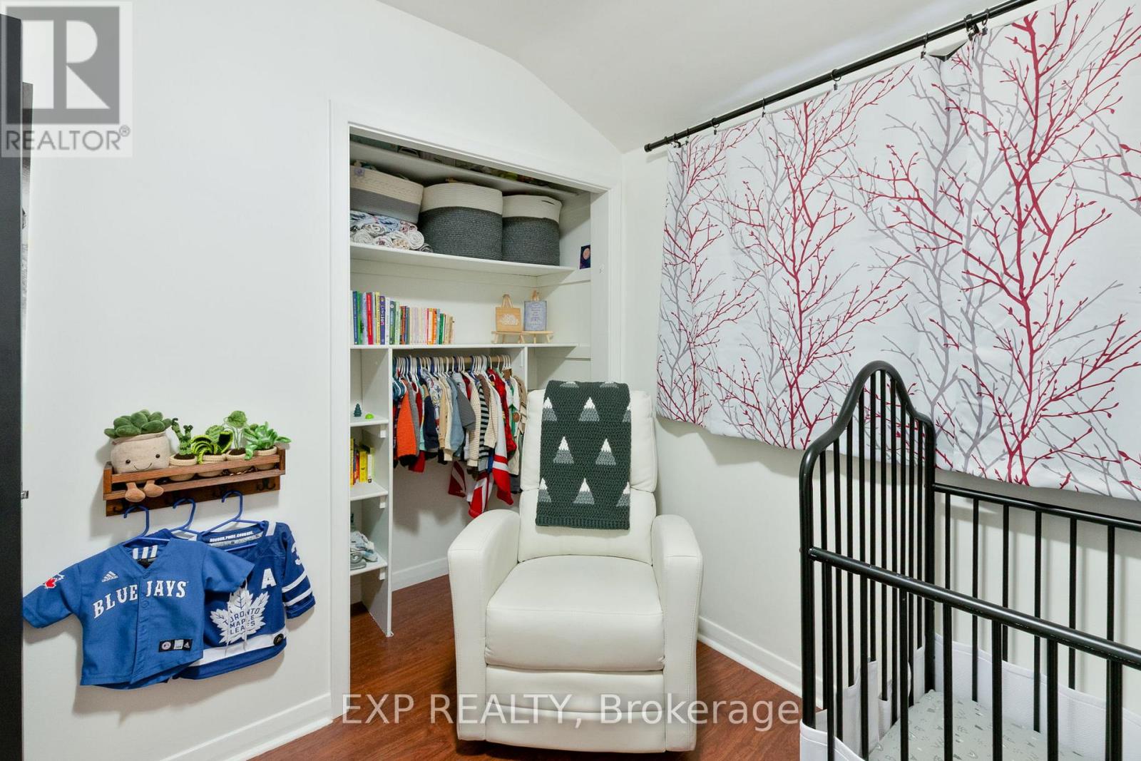 9347 Longwoods Road, Middlesex Centre, Ontario  N0L 1E0 - Photo 22 - X12964104