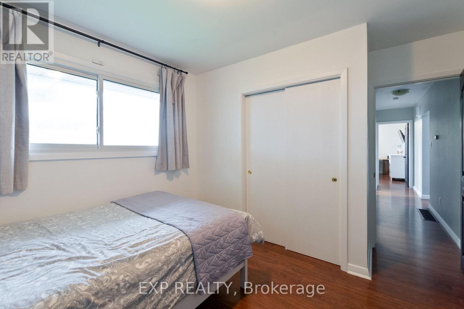 9347 Longwoods Road, Middlesex Centre, Ontario  N0L 1E0 - Photo 24 - X12964104