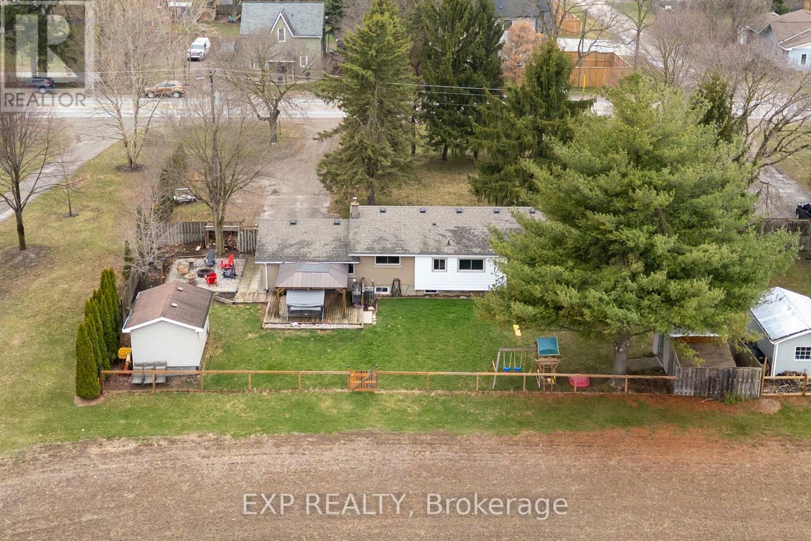 9347 Longwoods Road, Middlesex Centre, Ontario  N0L 1E0 - Photo 3 - X12964104