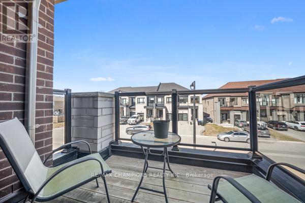 15 Landolfi Way, Bradford West Gwillimbury, Ontario  L3Z 4L6 - Photo 40 - N12963690