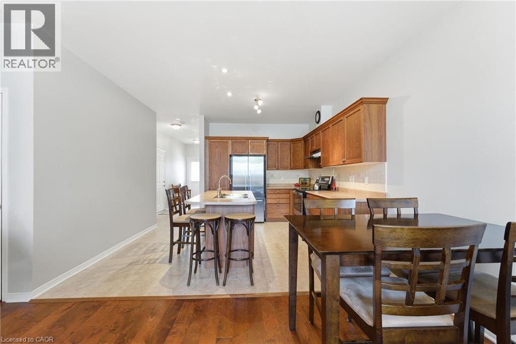 40 Wesleyan Court Unit# 16, Hamilton, Ontario  L9G 5C7 - Photo 7 - 40805866