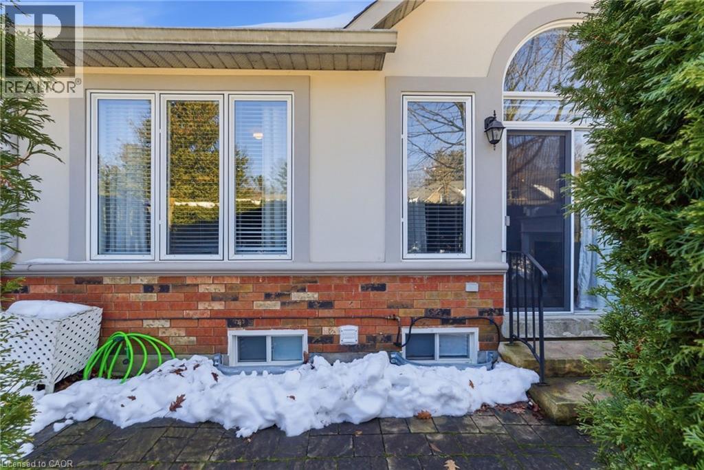 40 Wesleyan Court Unit# 16, Hamilton, Ontario  L9G 5C7 - Photo 30 - 40805866