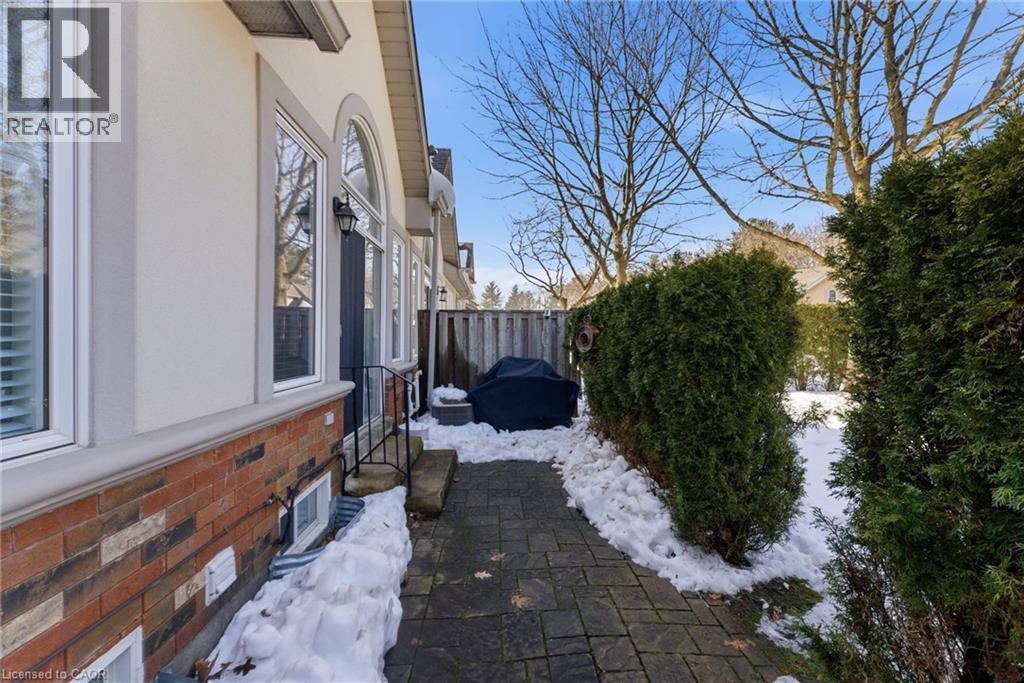 40 Wesleyan Court Unit# 16, Hamilton, Ontario  L9G 5C7 - Photo 28 - 40805866