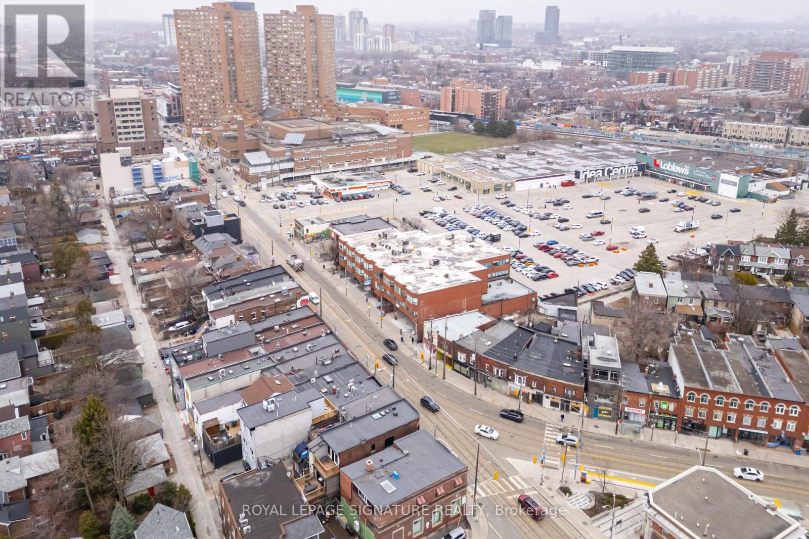 2243 Dundas Street W, Toronto, Ontario  M6R 1X6 - Photo 24 - W12961932