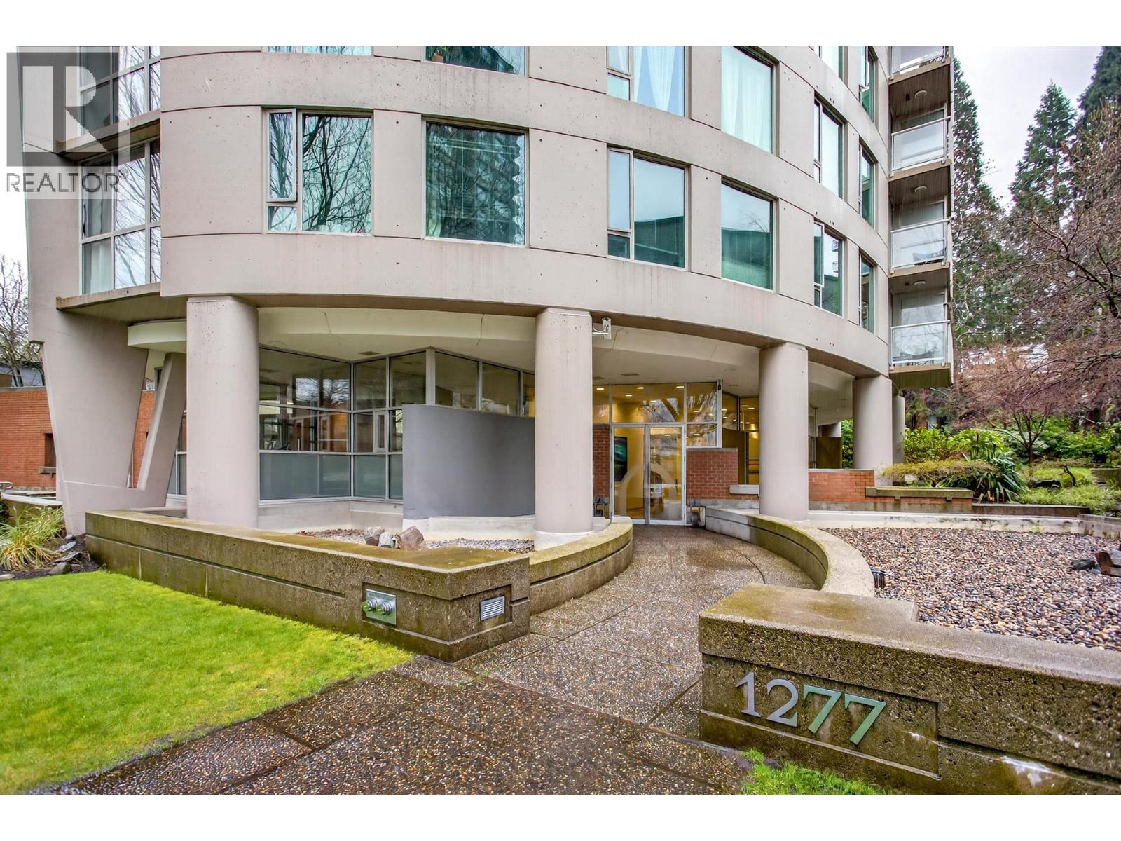 1904 1277 Nelson Street, Vancouver, British Columbia  V6E 4M8 - Photo 2 - R3106315