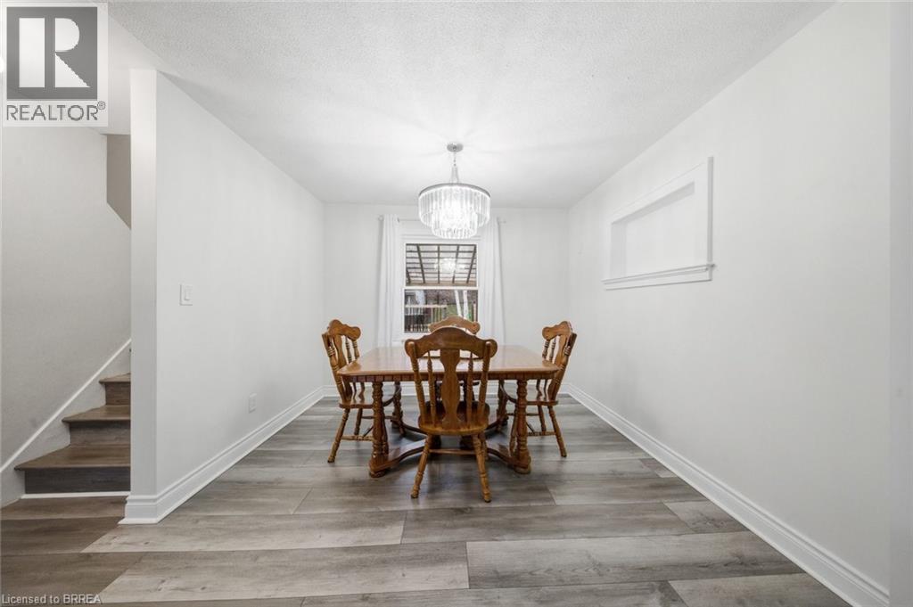 7 Barry Drive, Brantford, Ontario  N3T 1W1 - Photo 11 - 40817546