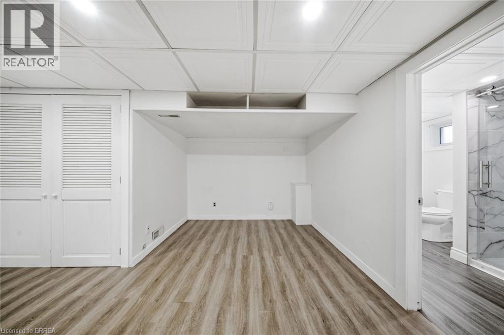 7 Barry Drive, Brantford, Ontario  N3T 1W1 - Photo 21 - 40817546