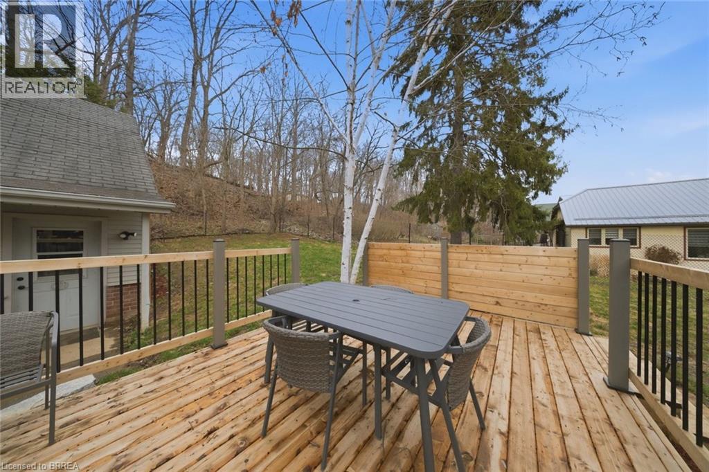 7 Barry Drive, Brantford, Ontario  N3T 1W1 - Photo 37 - 40817546