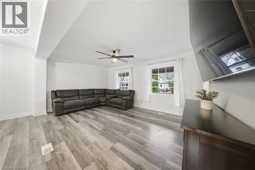 7 Barry Drive, Brantford, Ontario  N3T 1W1 - Photo 6 - 40817546