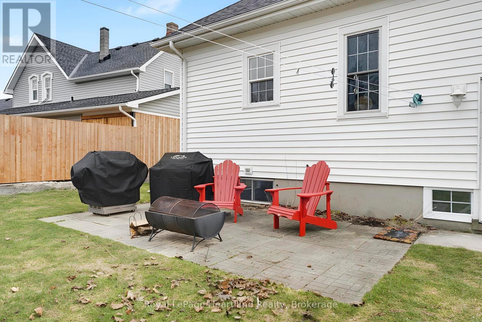 100 Arthur Street, Goderich, Ontario  N7A 2L8 - Photo 38 - X12963972