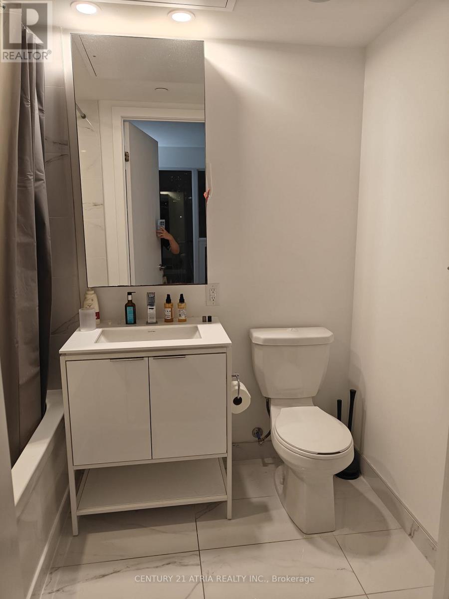 1613 - 77 Shuter Street, Toronto, Ontario  M5B 0B8 - Photo 10 - C12963988