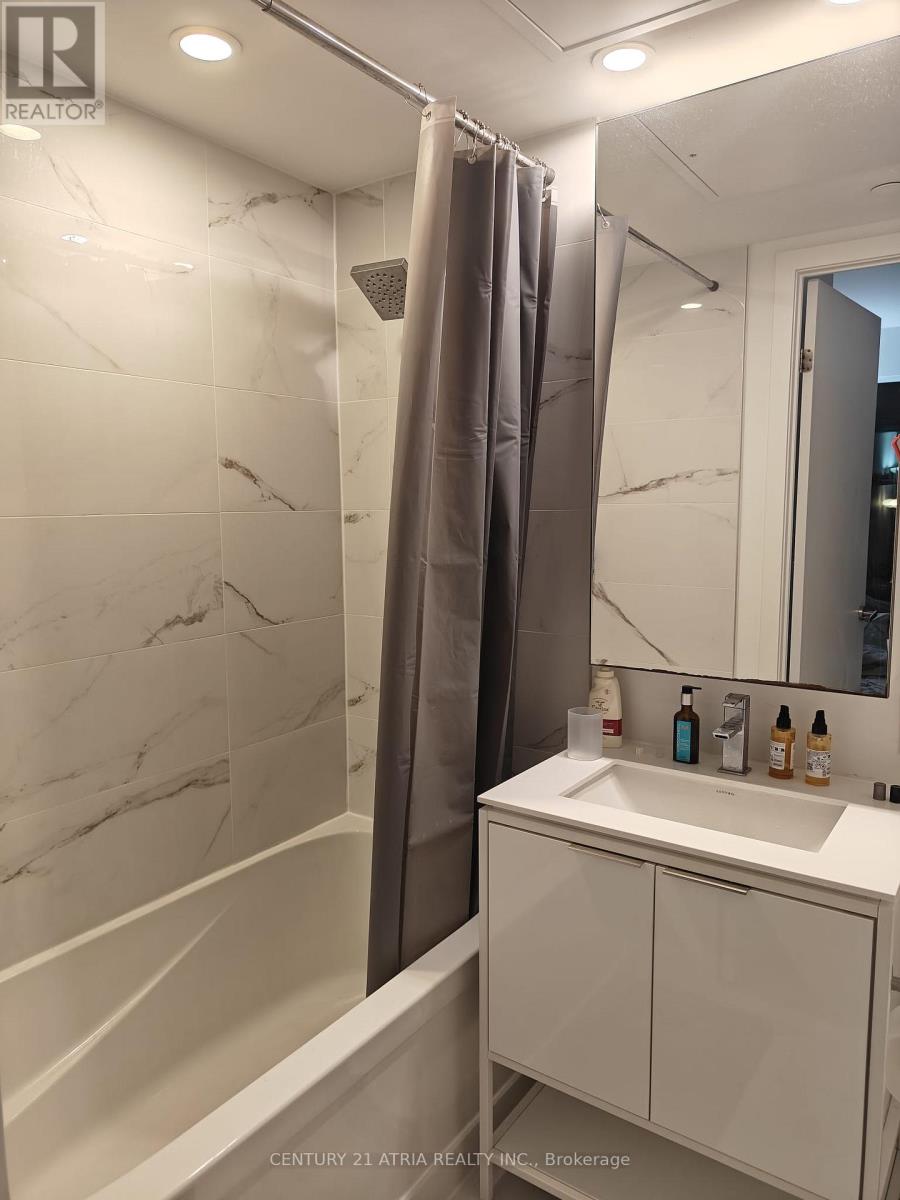 1613 - 77 Shuter Street, Toronto, Ontario  M5B 0B8 - Photo 11 - C12963988