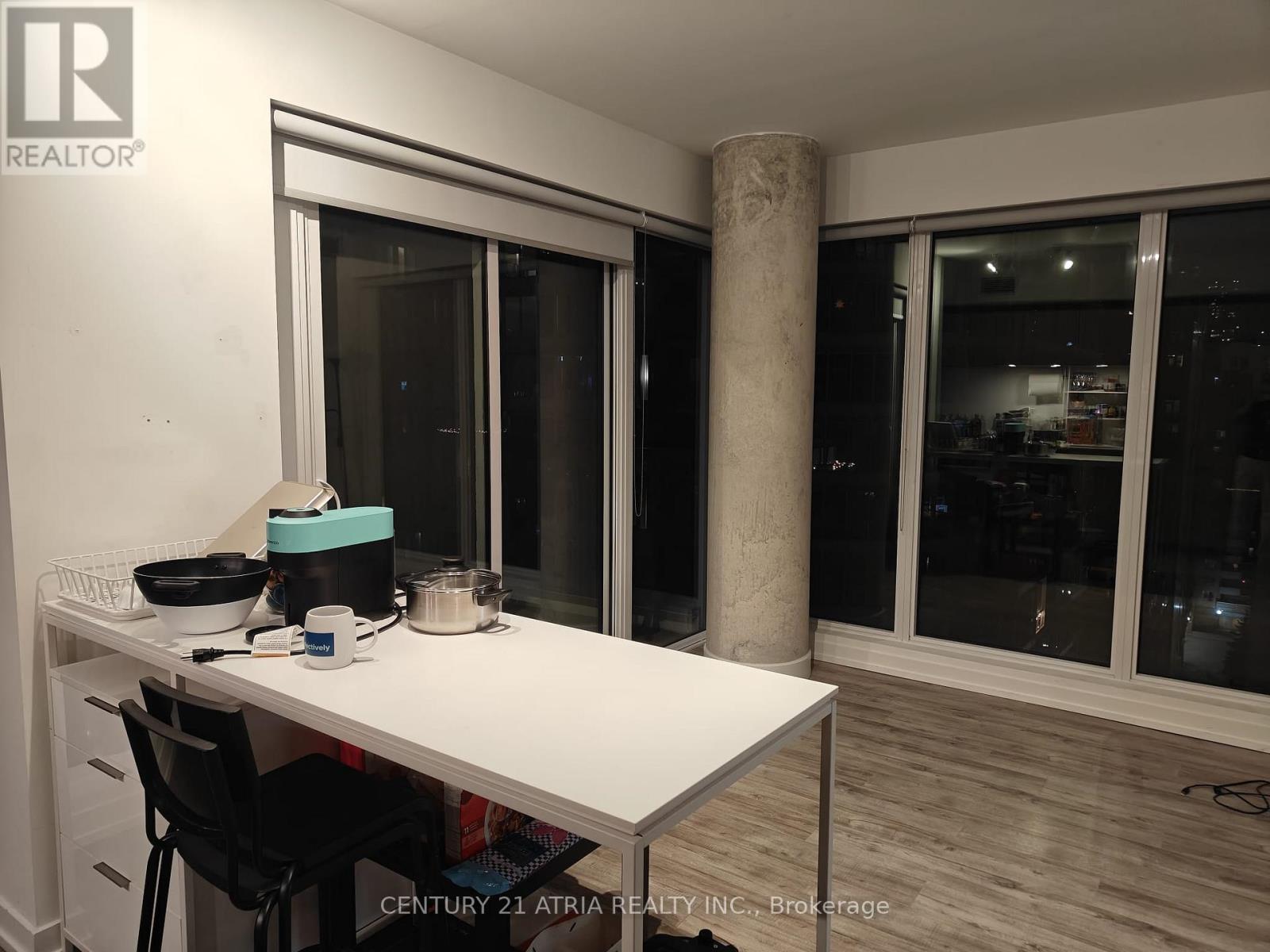 1613 - 77 Shuter Street, Toronto, Ontario  M5B 0B8 - Photo 4 - C12963988