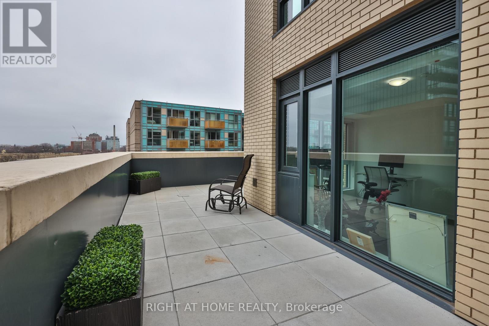 832 - 543 Richmond Street W, Toronto, Ontario  M5V 0W9 - Photo 44 - C12964014