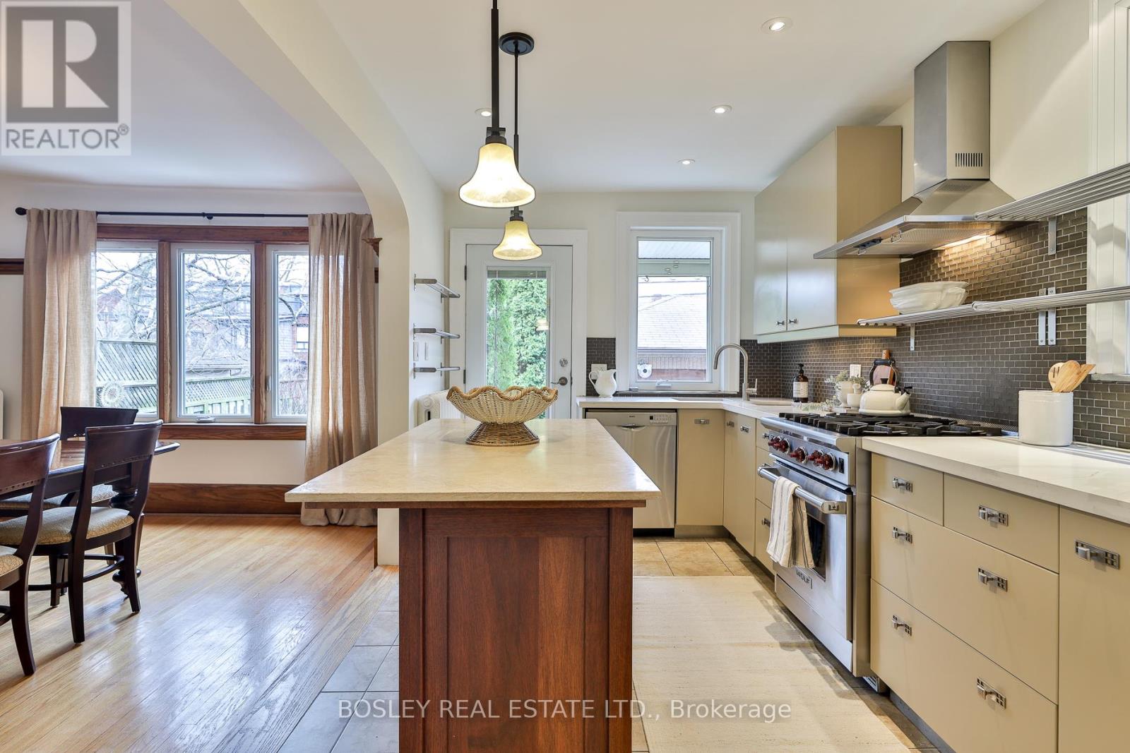 14 Crang Avenue, Toronto, Ontario  M6E 2Z9 - Photo 25 - C12964080