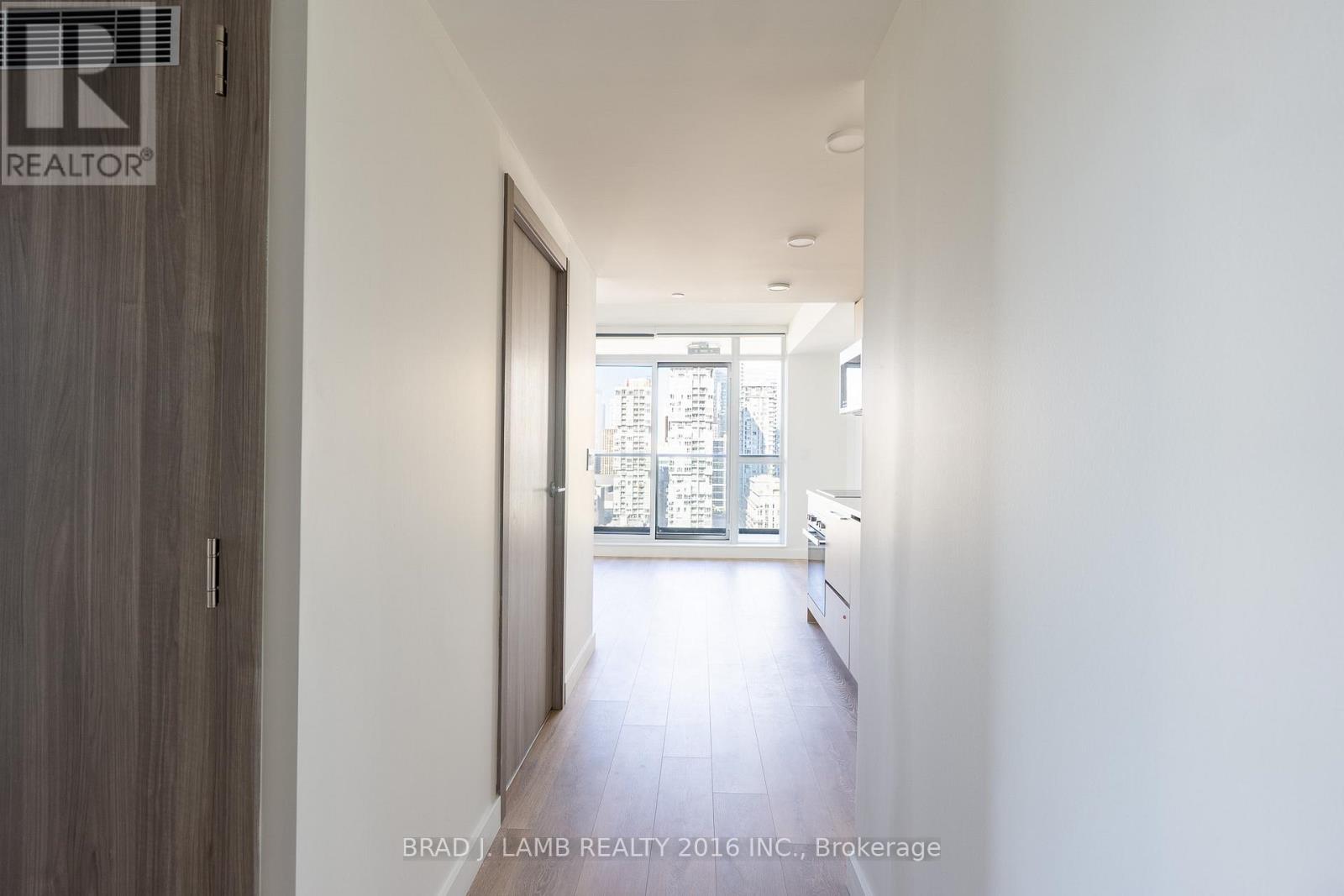 2701 - 38 WIDMER STREET, Toronto, Ontario