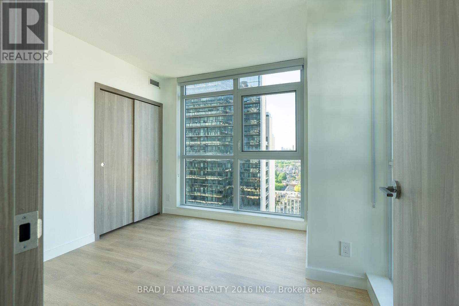 2701 - 38 Widmer Street, Toronto, Ontario  M5V 0P7 - Photo 11 - C12964110