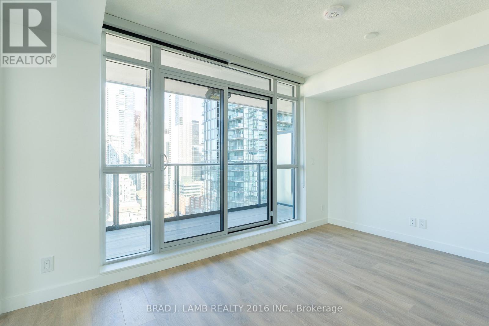 2701 - 38 Widmer Street, Toronto, Ontario  M5V 0P7 - Photo 6 - C12964110