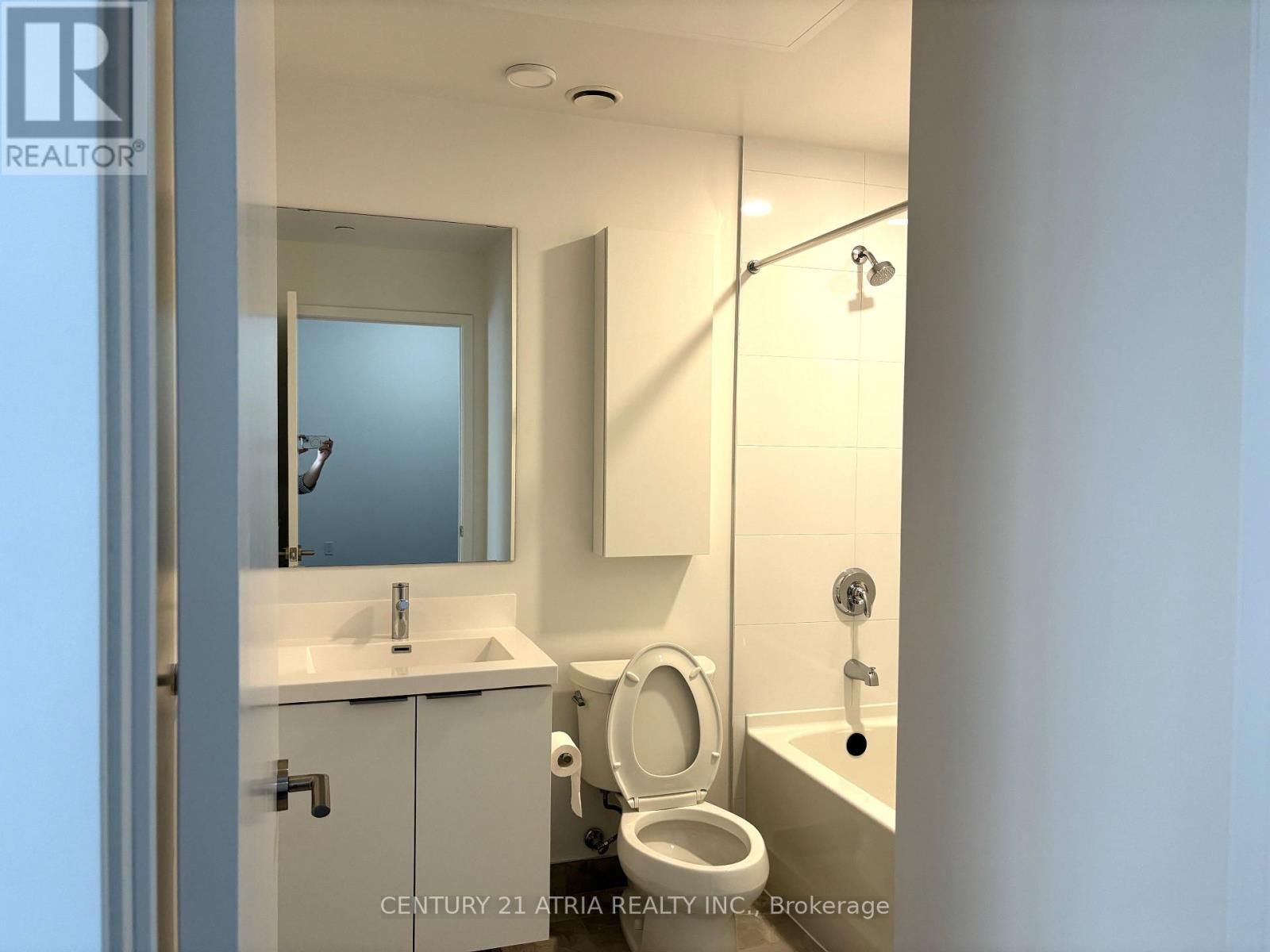 805 - 50 O'neill Road, Toronto, Ontario  M3C 0R1 - Photo 12 - C12964126