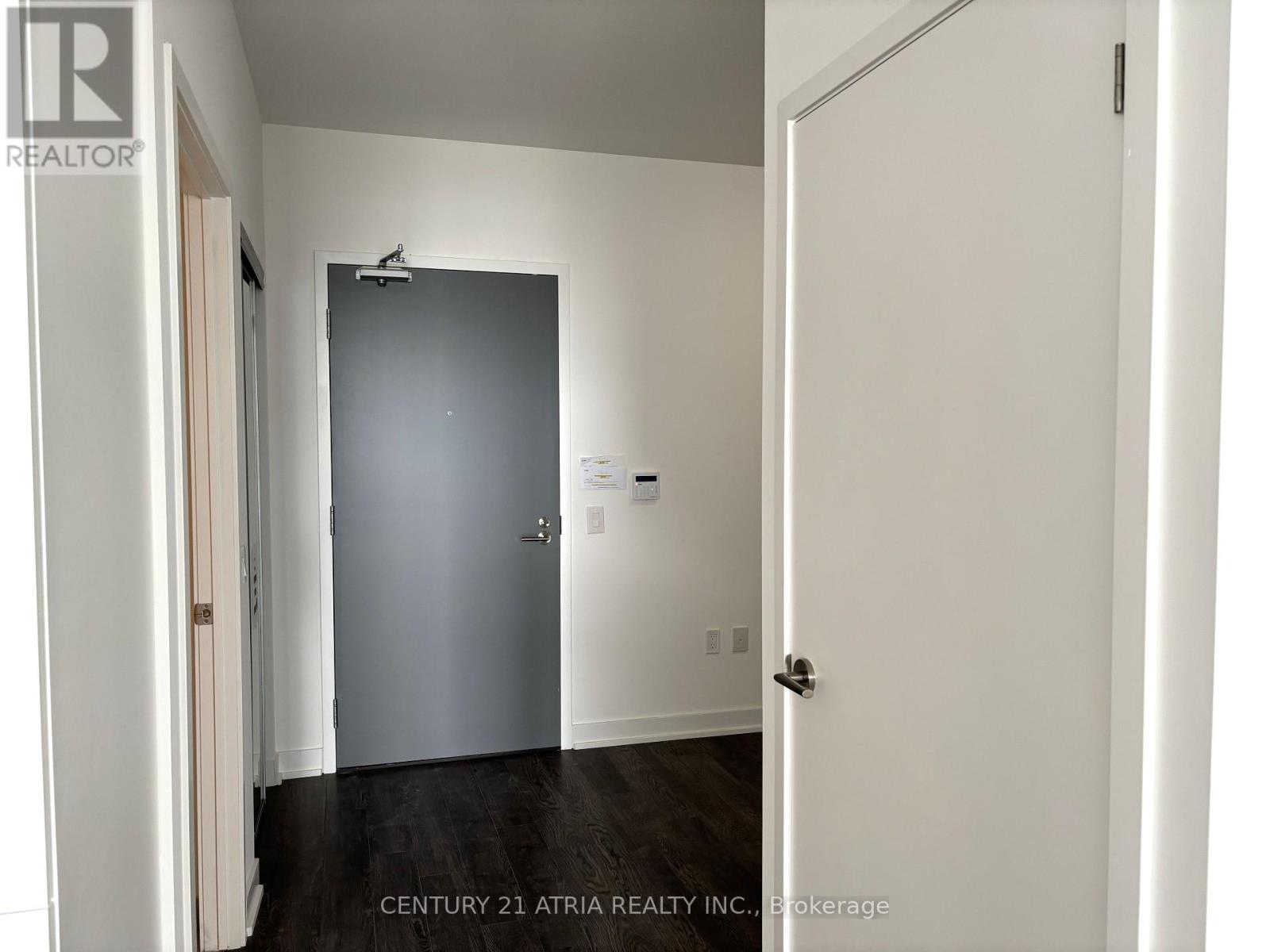 805 - 50 O'neill Road, Toronto, Ontario  M3C 0R1 - Photo 3 - C12964126