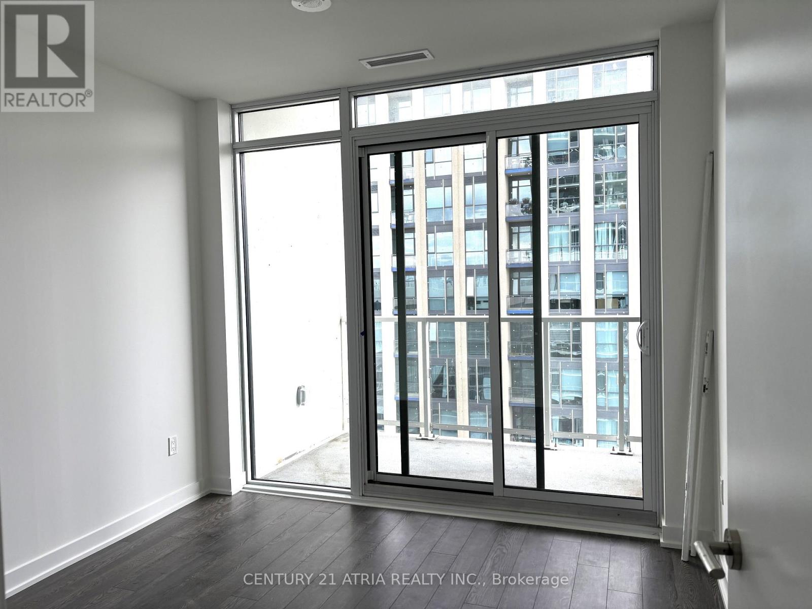 805 - 50 O'neill Road, Toronto, Ontario  M3C 0R1 - Photo 9 - C12964126