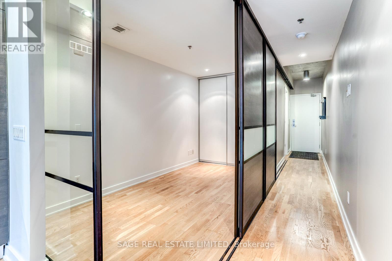 321 - 8 Dovercourt Road, Toronto, Ontario  M6J 0B6 - Photo 17 - C12964194