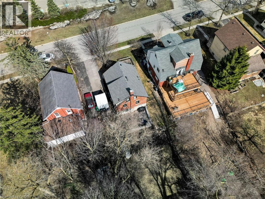 9 Dunbar Road S, Waterloo, Ontario  N2L 2C9 - Photo 43 - 40817524