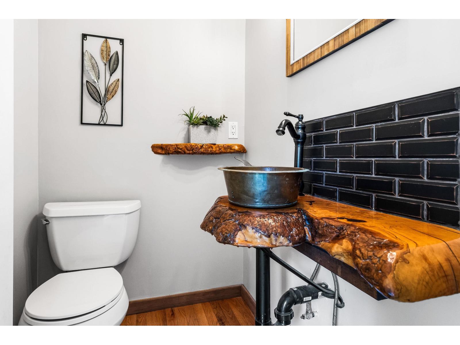 4895 Southside Road, Ryder Lake, Chilliwack, British Columbia V2R 4T6 - Photo 22 - R3096981