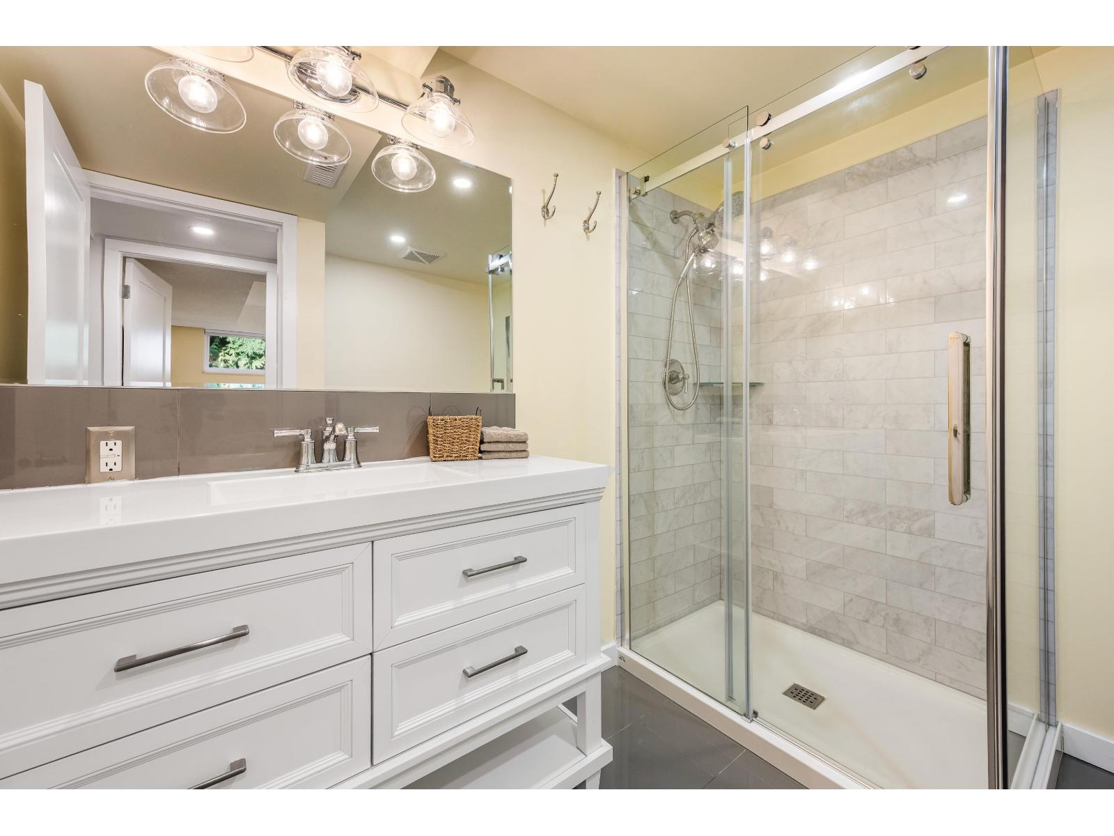 4895 Southside Road, Ryder Lake, Chilliwack, British Columbia V2R 4T6 - Photo 33 - R3096981