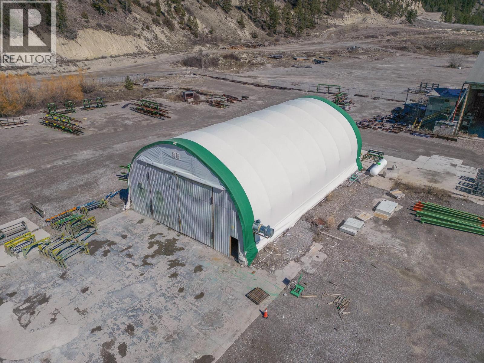 9100 Grainger Road, Canal Flats, British Columbia  V0B 1B0 - Photo 29 - 10382233