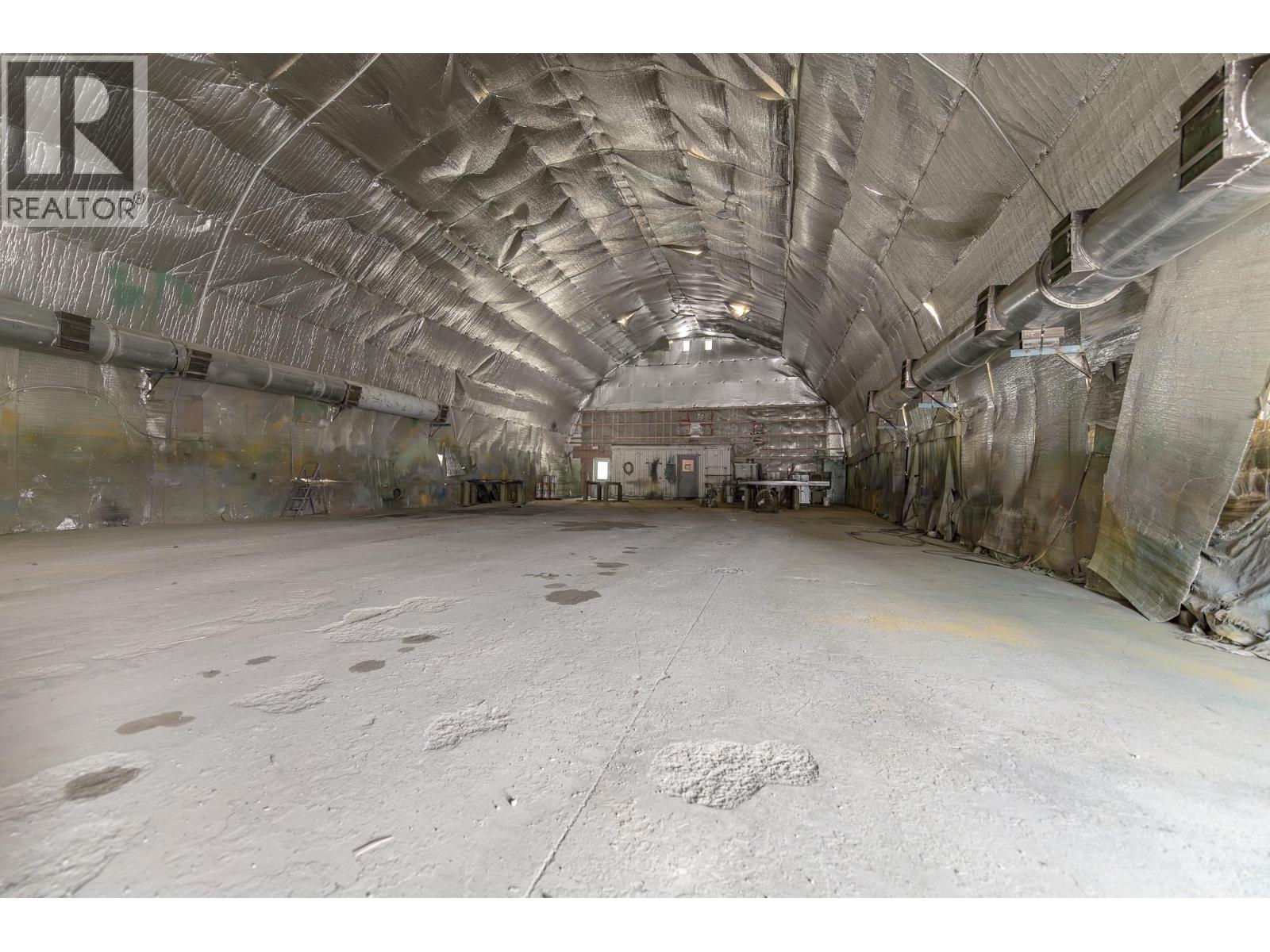 9100 Grainger Road, Canal Flats, British Columbia  V0B 1B0 - Photo 32 - 10382233