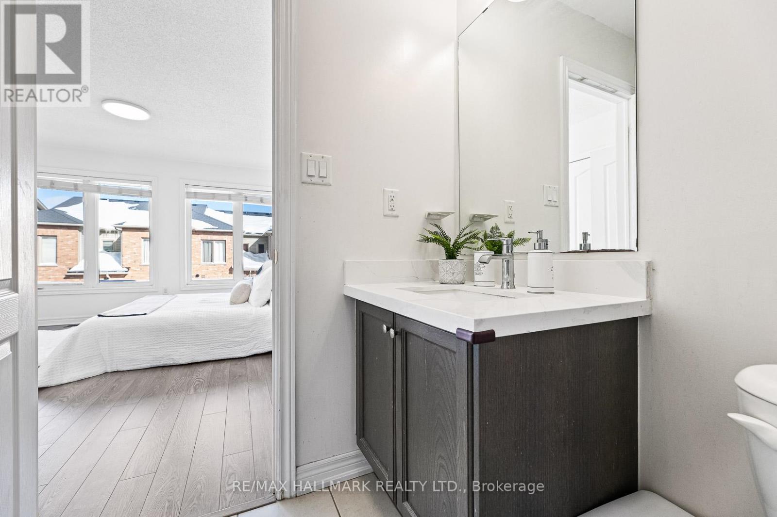 60 Belanger Crescent, Toronto, Ontario  M1L 0H3 - Photo 14 - E12964006