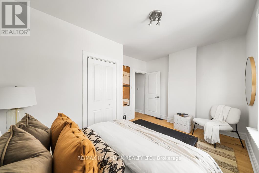 31 Tiverton Avenue, Toronto, Ontario  M4M 2M1 - Photo 21 - E12964066