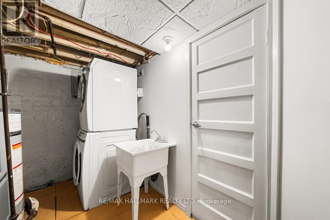 31 Tiverton Avenue, Toronto, Ontario  M4M 2M1 - Photo 30 - E12964066