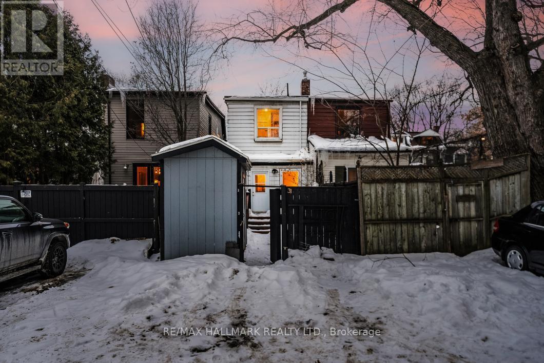31 Tiverton Avenue, Toronto, Ontario  M4M 2M1 - Photo 34 - E12964066