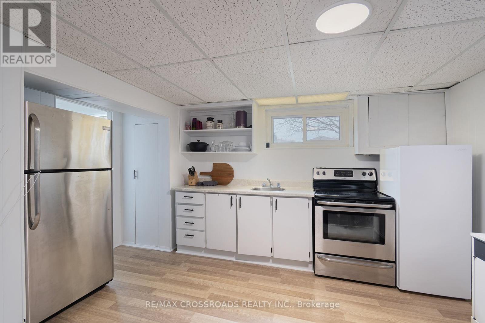 32 Kim Court, Toronto, Ontario  M1K 3R6 - Photo 20 - E12964130