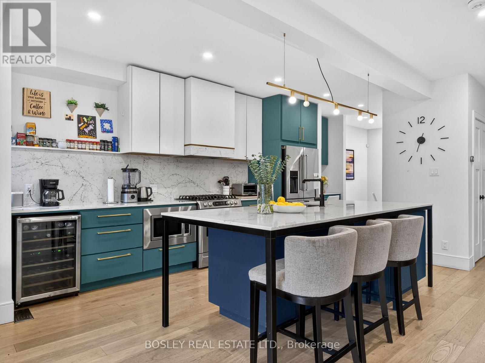 14 Coady Avenue, Toronto, Ontario  M4M 2Y8 - Photo 2 - E12964140