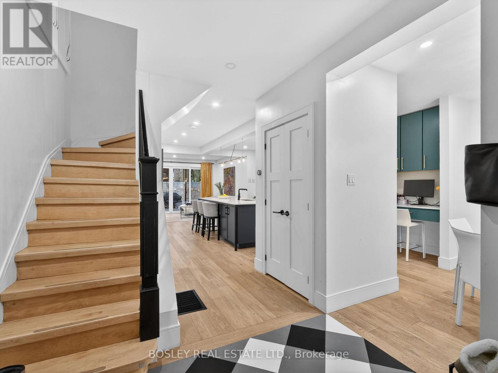 14 Coady Avenue, Toronto, Ontario  M4M 2Y8 - Photo 20 - E12964140