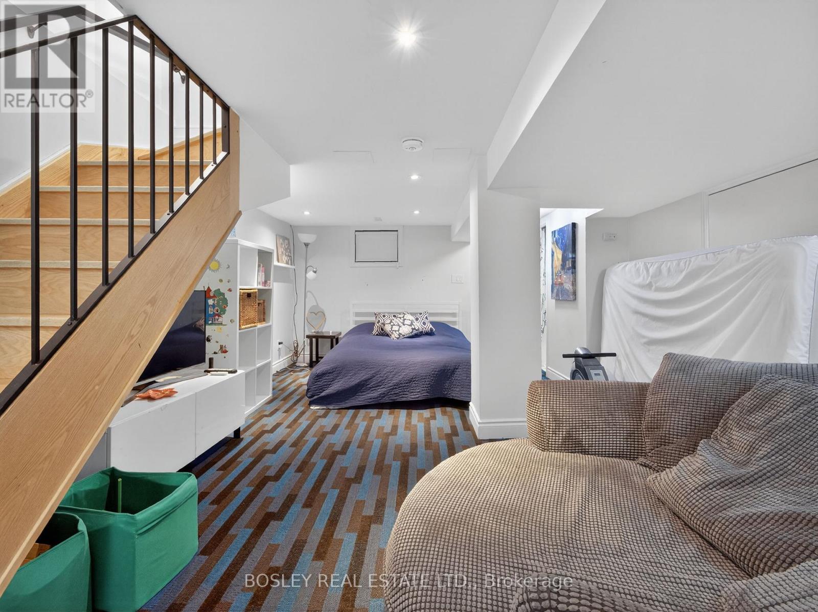 14 Coady Avenue, Toronto, Ontario  M4M 2Y8 - Photo 21 - E12964140