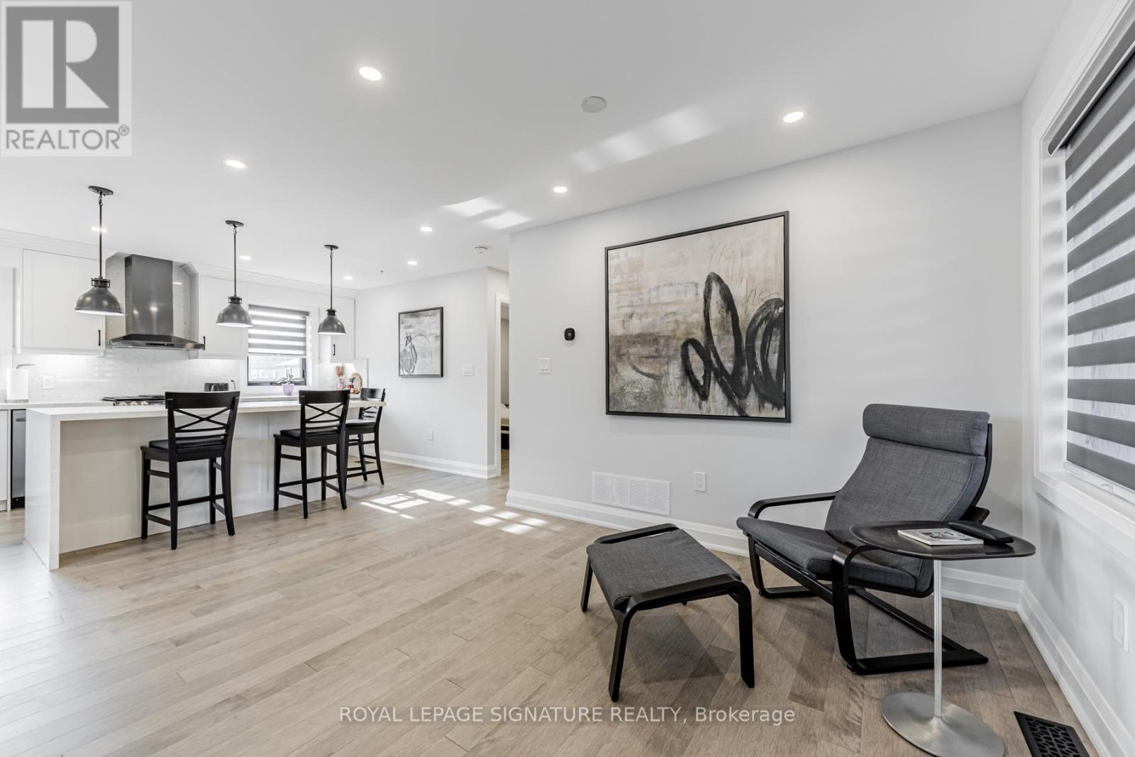 16 Boem Avenue, Toronto, Ontario  M1R 3T1 - Photo 12 - E12964154