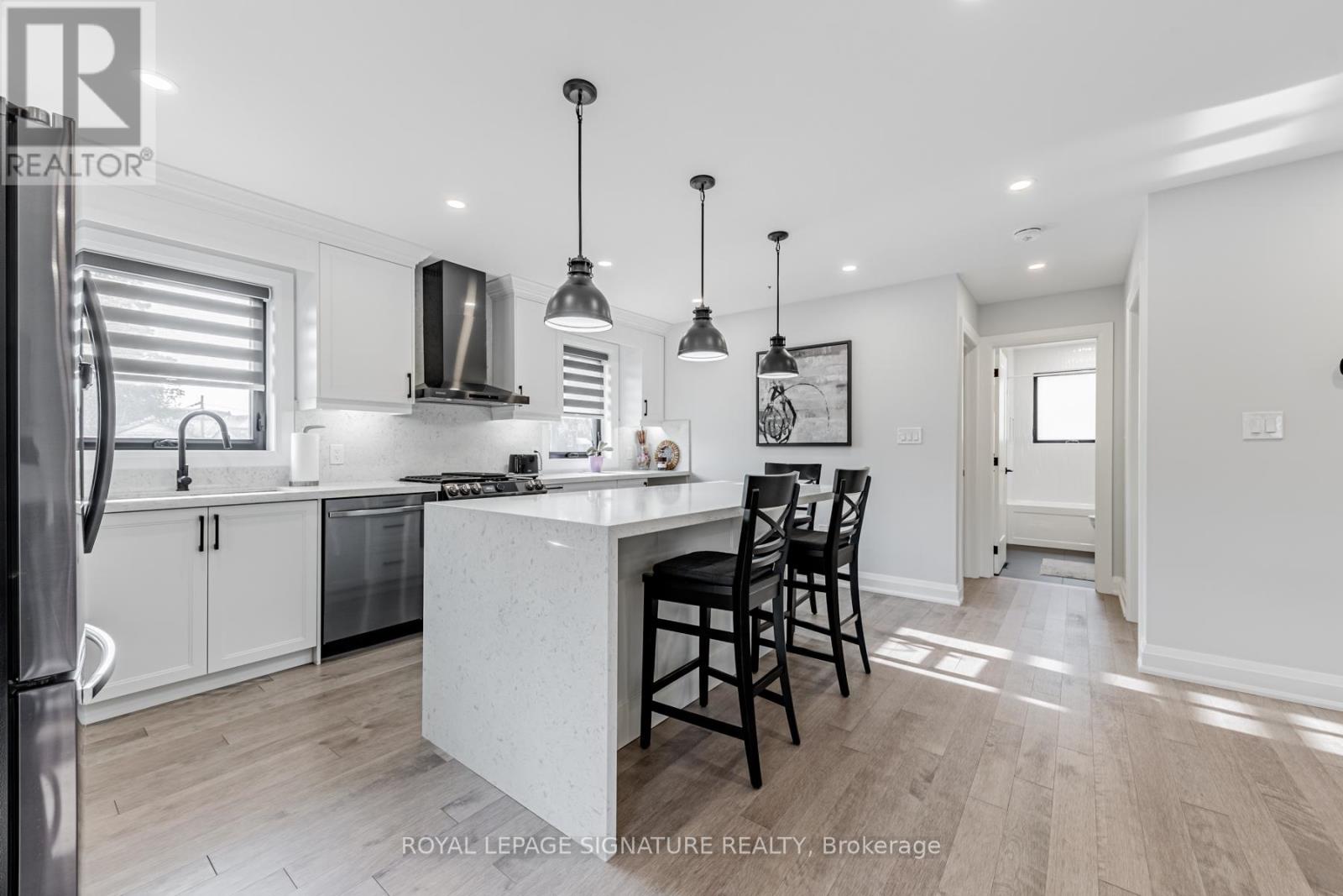 16 Boem Avenue, Toronto, Ontario  M1R 3T1 - Photo 14 - E12964154